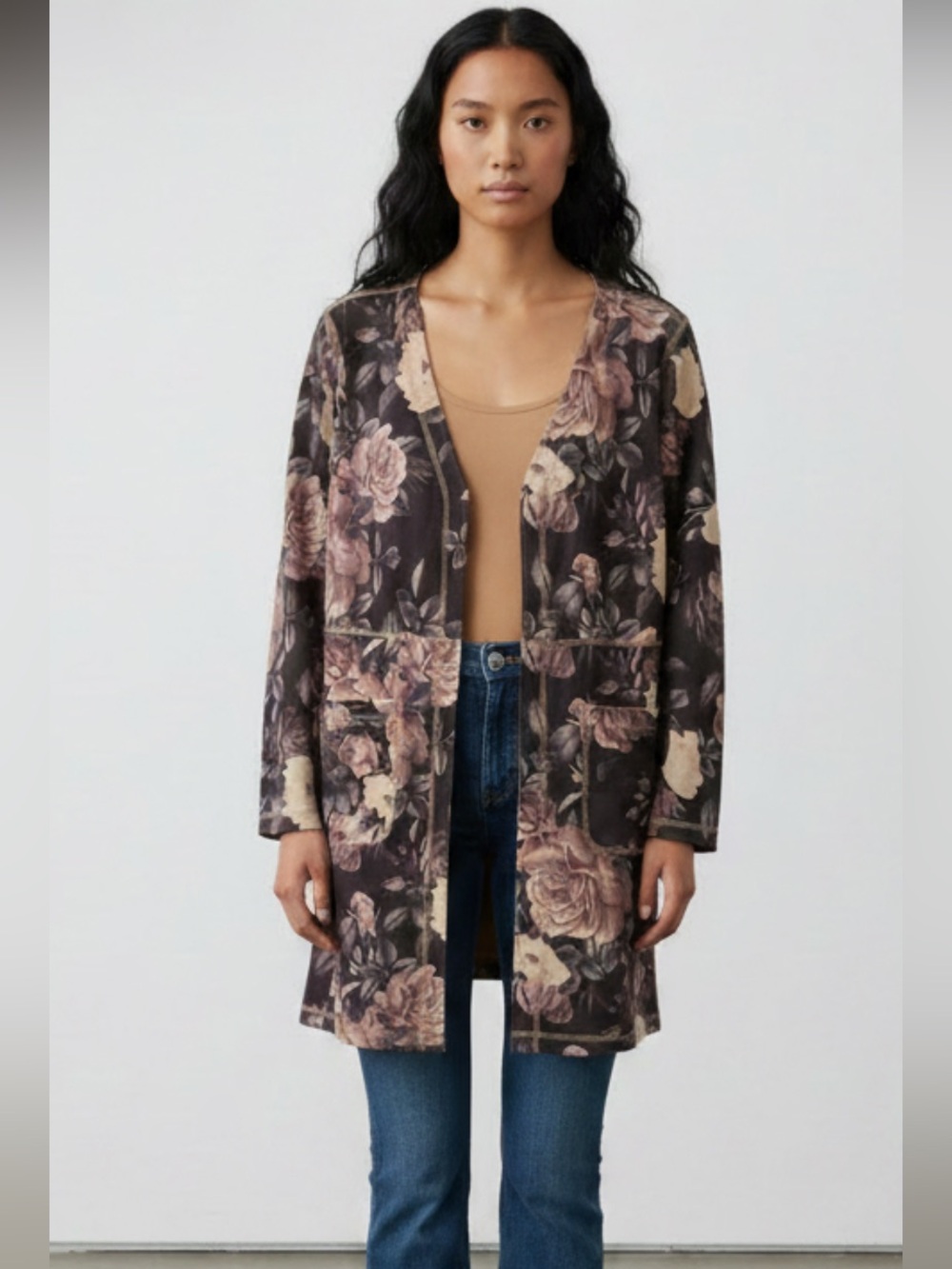 Solitaire Faux Suede floral open jacket